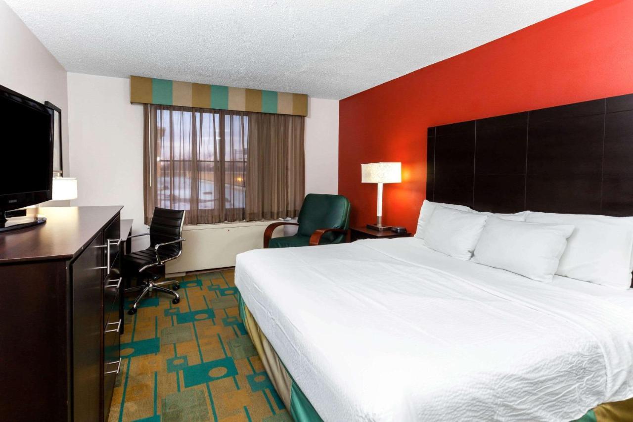 La Quinta By Wyndham Milwaukee Bayshore Area Glendale Zewnętrze zdjęcie